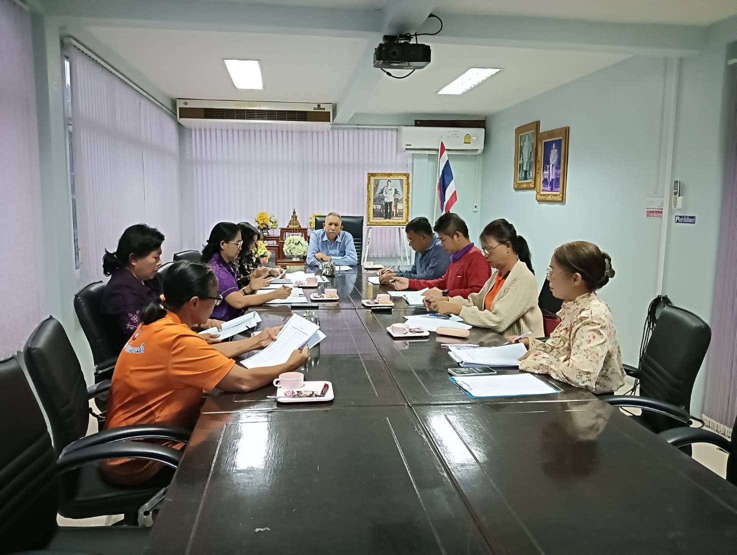 12 ธันวาคม 2567 เวลา13.30 น. ณ ห้องประชุมอบต.เขาหัวควาย คณะอนุกรรมการสนับสนุนการจัดบริการดูแลระยะยาวสำหรับผู้สูงอายุที่มีภาวะพึ่งพิงและบุคคลอื่นที่มีภาวะพึ่งพิง ได้มีการประชุมเพื่อพิจารณาอนุมัติการจัดบริการดูแลระยะยาวสำหรับผู้สูงอายุที่มีภาวะพึ่งพิงและบุคคลอื่นที่มีภาวะพึ่งพิง จำนวน 9 ราย