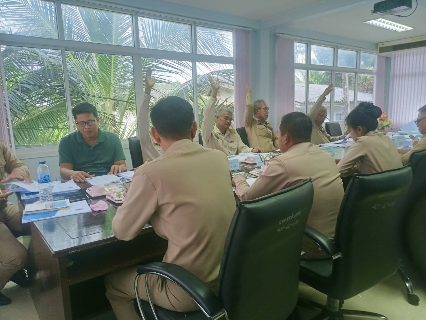 การประชุมสภาองค์การบริการส่วนตำบลเขาหัวควาย สมัยสามัญ สมัยที่ 4  วันที่ 25 ธันวาคม 2567 เวลา 10.00 น. ณ ห้องประชุมองค์การบริหารส่วนตำบลเขาหัวควาย